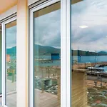 Fronte Mare Villa
